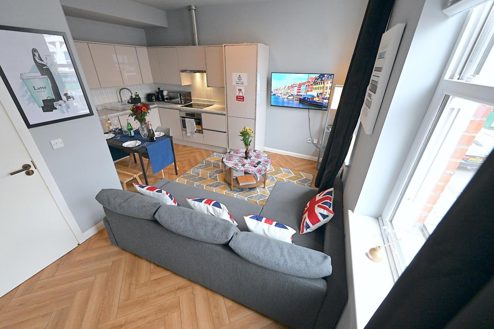 1 Bedroom Flat In Wood Green Piccadilly Line Londyn Zewnętrze zdjęcie